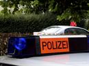 Die Kapo St.Gallen erwischt einen alkoholisierten Autofahrer, der eine Barriere beschädigt hat. (Symbolbild)