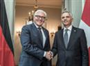Aussenminister Didier Burkhalter empfängt Frank-Walter Steinmeier im Von Wattenwyl-Haus in Bern.