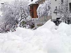 In Teilen des Appenzellerlands liegt gegenwärtig noch bis zu einem Meter Schnee.