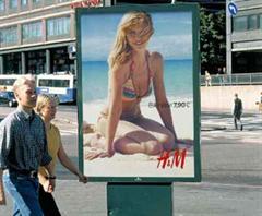 H & M Plakat: Erwünschte Werbung.