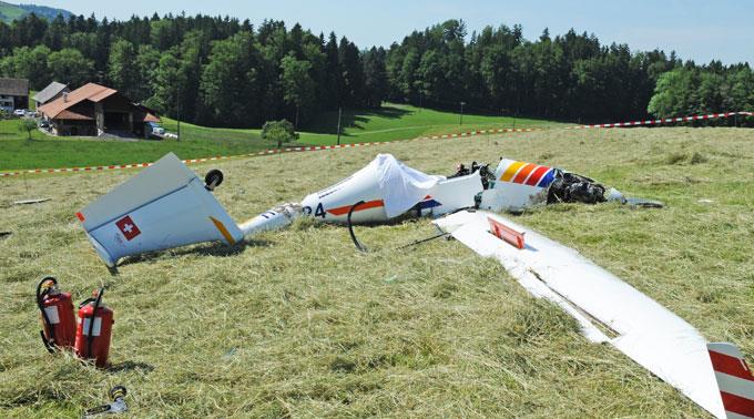 Am 26. Mai 2012 kam der Pilot eines abgestürzten Motorseglers in Hütten ums Leben.